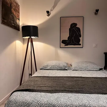 Apartment 3- Le Saule Mauve *